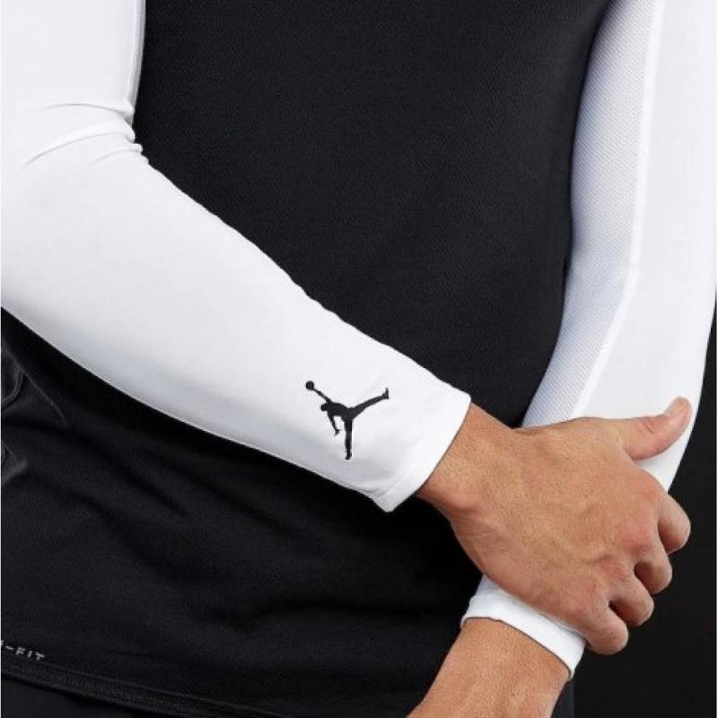 Looking to Buy the Best Nike Basketball Arm Sleeves for Youth. You