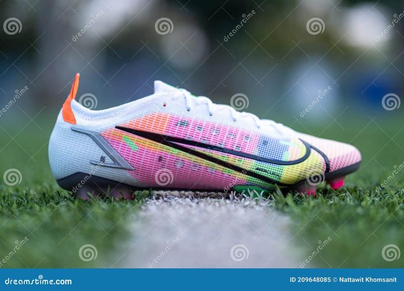 Looking to Buy the Best Nike Mercurial Shoes for Your Kid This Season. Here are the Top 15 Tips