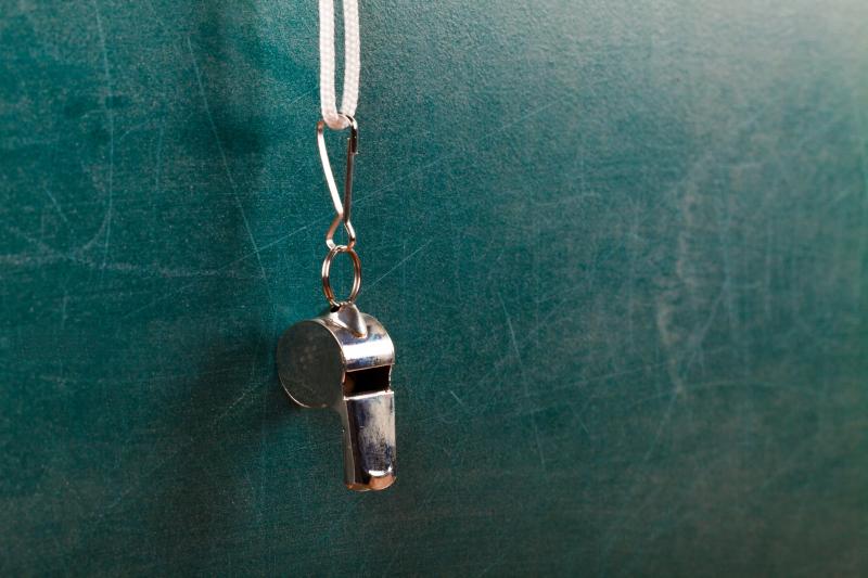 Looking to Buy the Best Sports Whistle Online. Discover the Top Athletic Whistles Here