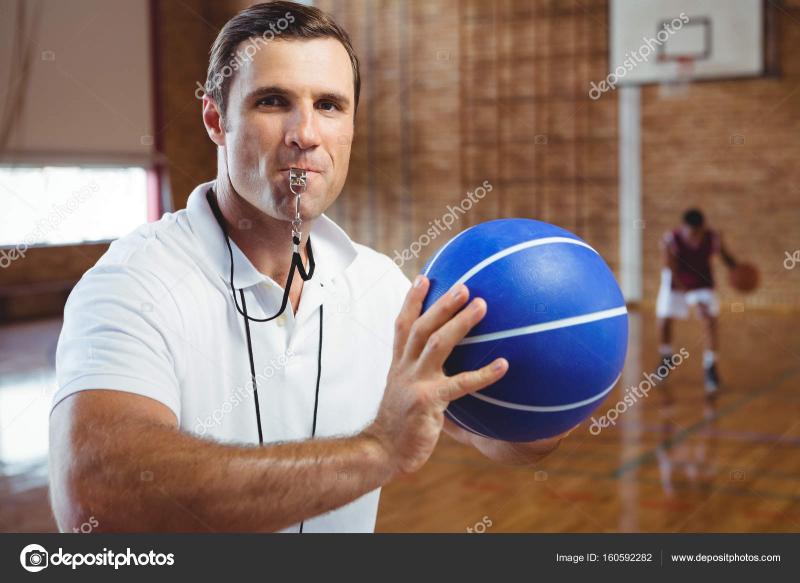 Looking to Buy the Best Sports Whistle Online. Discover the Top Athletic Whistles Here