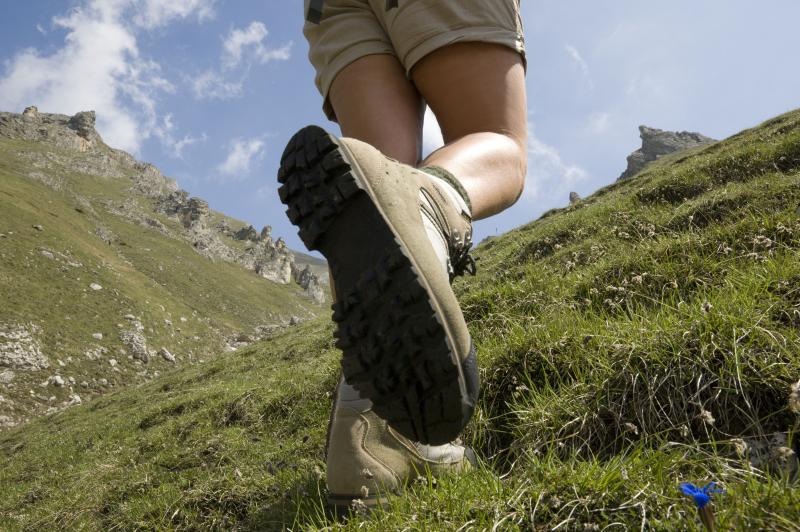 Looking to Buy The Best Walking Shoes With Wide Widths. Discover The 15 Most Comfortable Pairs