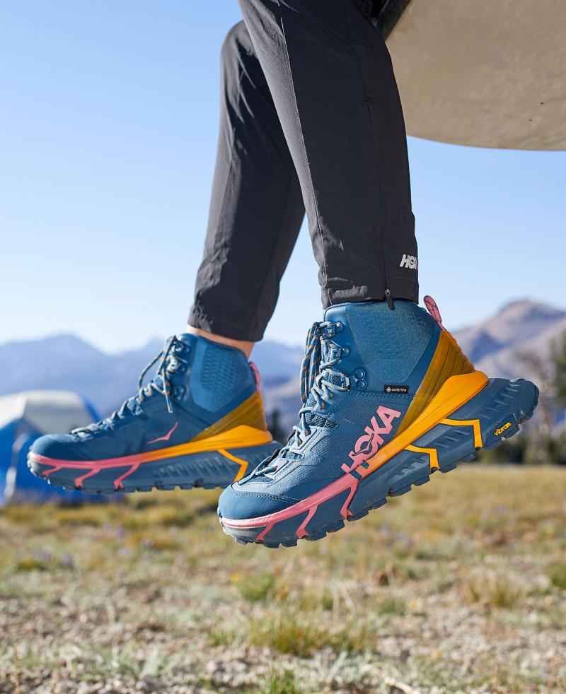 Looking to Buy The Best Walking Shoes With Wide Widths. Discover The 15 Most Comfortable Pairs