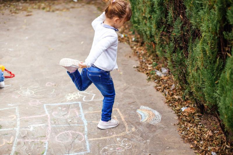 Looking to Buy the Best Yard Games This Year. : 15 of the Most Fun & Engaging Games for Outside