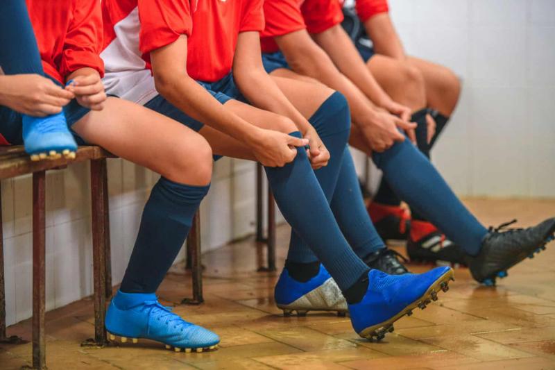 Looking to Buy The Best Youth Softball Cleats This Year. Discover The Top Models Here