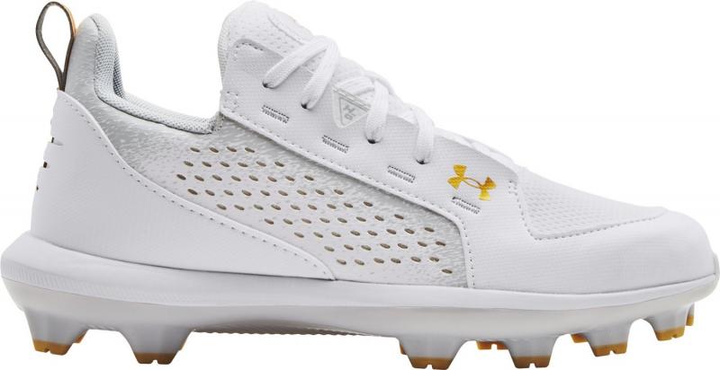 Looking to Buy The Best Youth Softball Cleats This Year. Discover The Top Models Here