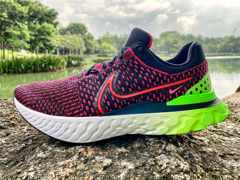 Looking To Buy The Nike React Flyknit 2. 15 Must-Know Details