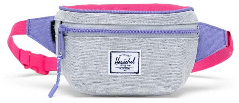 Looking to Buy The Perfect Hip Pack in 2023. Discover Why The Herschel Seventeen is a Top Pick