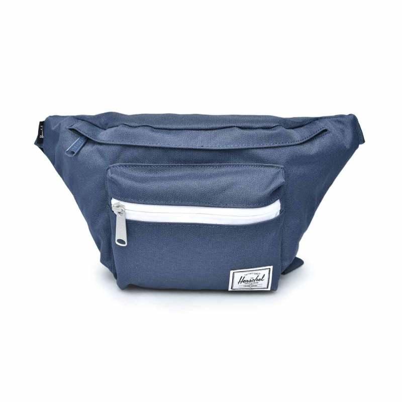 Looking to Buy The Perfect Hip Pack in 2023. Discover Why The Herschel Seventeen is a Top Pick