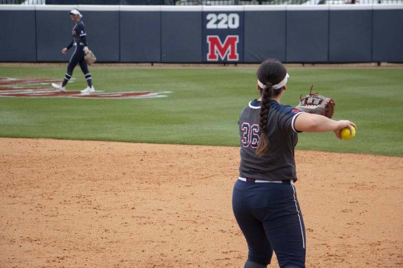 Looking to Buy The Perfect Softball Bat This Season: Discover The Top-Rated Finch Models Loved By Players