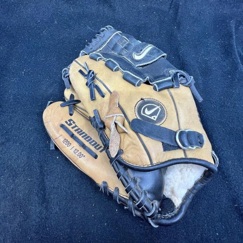 Looking to Buy Top Nike Baseball Gloves This Year. Discover the 15 Best Options