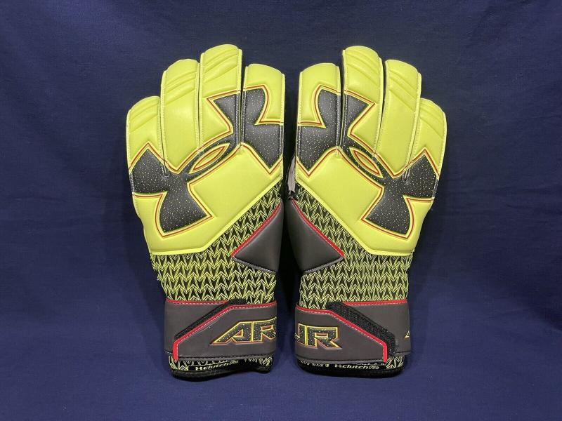 Looking to Buy Under Armour Goalie Gloves: 15 Tips for Finding the Best Fit and Protection