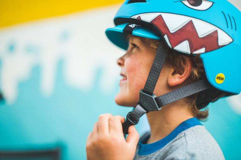 Looking to Buy Your Kid a Lacrosse Helmet This Year. Discover the Top Features of the Cascade S Youth Helmet
