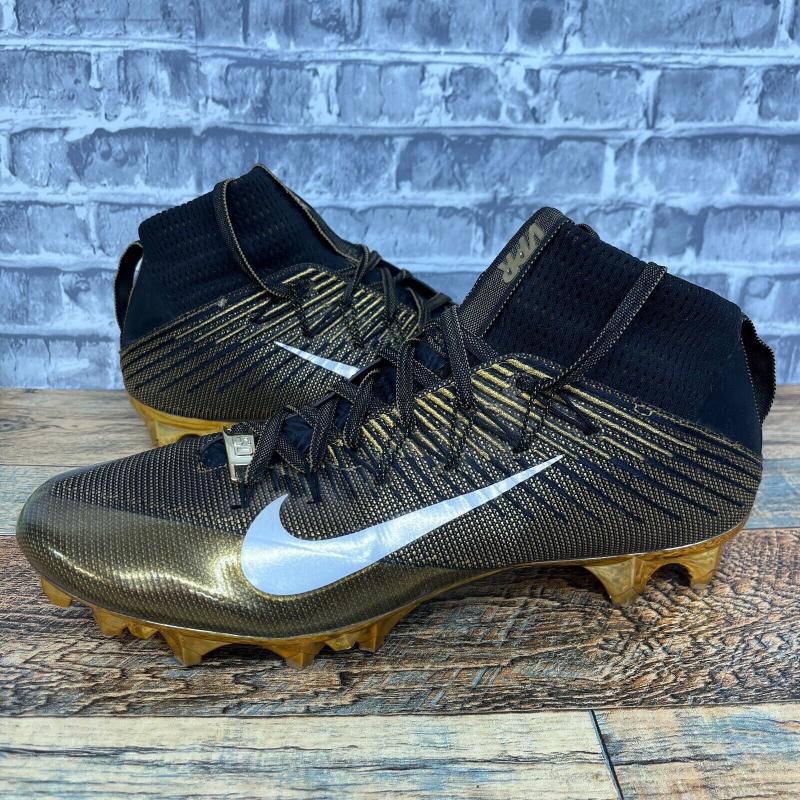 Looking to Dominate on the Field This Season: 15 Must-Have Features of Nike Vapor Untouchable Lacrosse Cleats