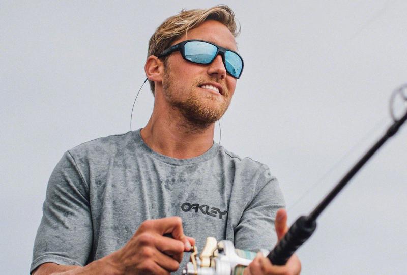 Looking to Improve Your Sight While Fishing This Summer. Find the Best Polarized Fishing Glasses Near You