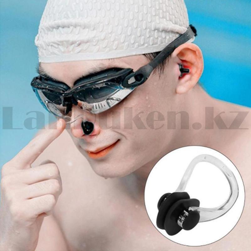 Looking to Improve Your Swim Times This Year. Try These Speedo Silicone Ear Plugs