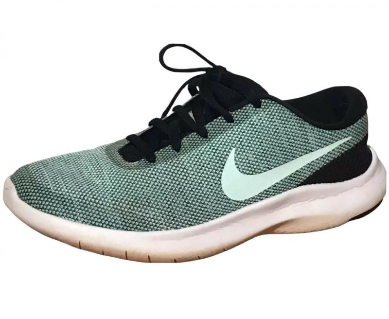 Looking to Upgrade Your Running Shoes This Year. Discover the Benefits of Choosing Nike Flex Experience 10 for Women