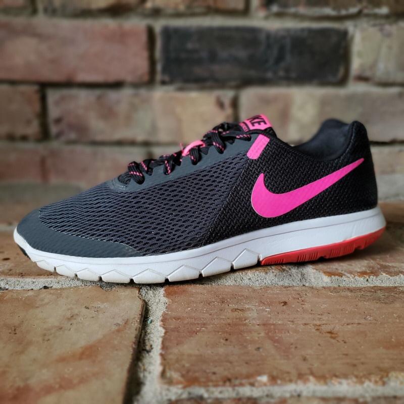Looking to Upgrade Your Running Shoes This Year. Discover the Benefits of Choosing Nike Flex Experience 10 for Women
