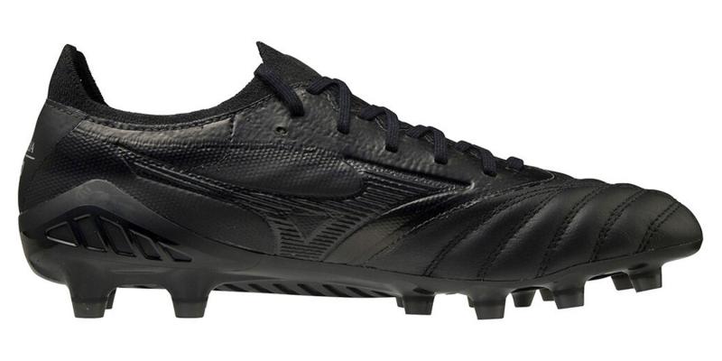 Looking to Upgrade Your Soccer Cleats This Season. Try the Mizuno Morelia Neo III