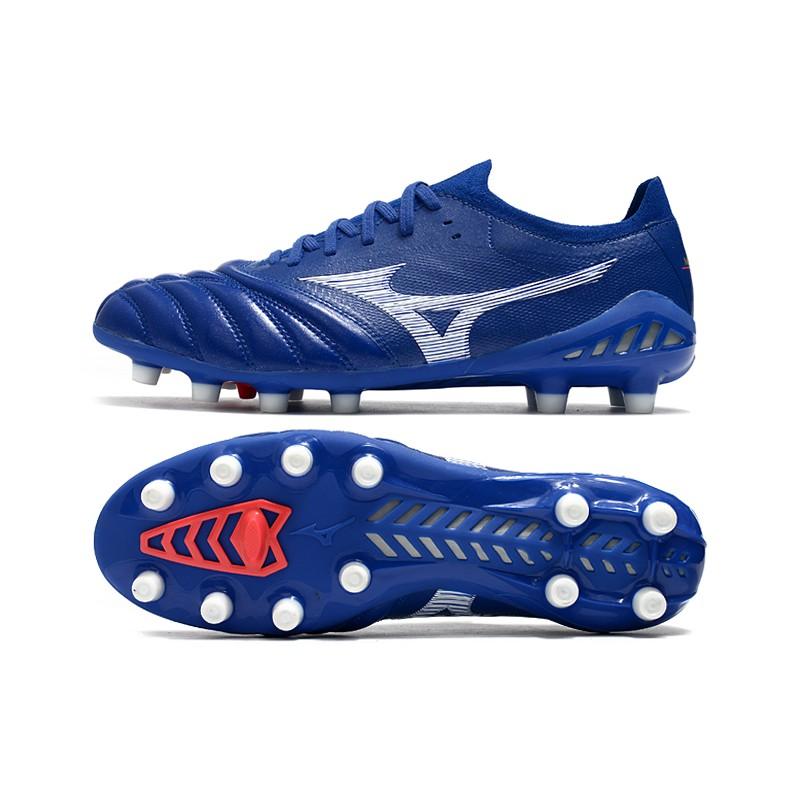 Looking to Upgrade Your Soccer Cleats This Season. Try the Mizuno Morelia Neo III