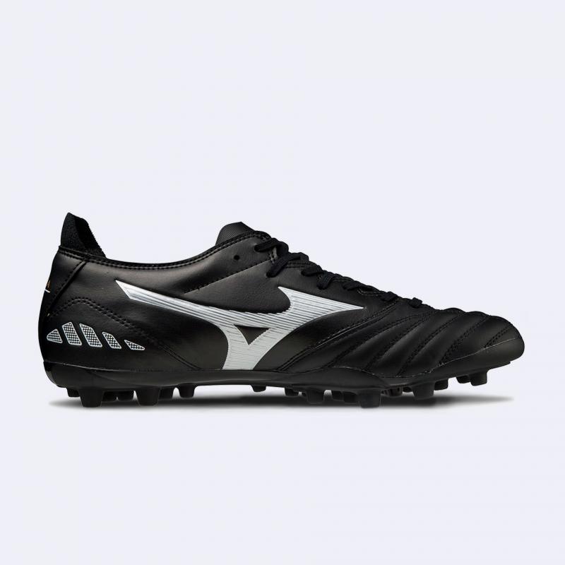 Looking to Upgrade Your Soccer Cleats This Season. Try the Mizuno Morelia Neo III