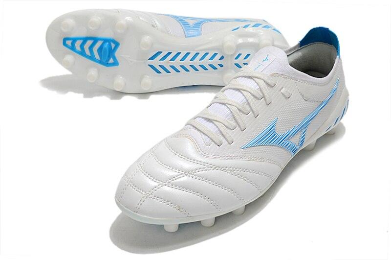 Looking to Upgrade Your Soccer Cleats This Season. Try the Mizuno Morelia Neo III