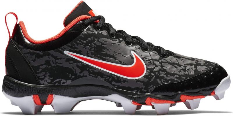 Looking to Upgrade Your Softball Cleats This Season. Learn How Nike