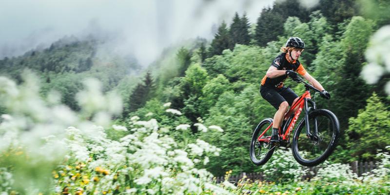 Mountain Biking Bliss Awaits: Why the GT Laguna Pro 27.5 is the Ideal Women