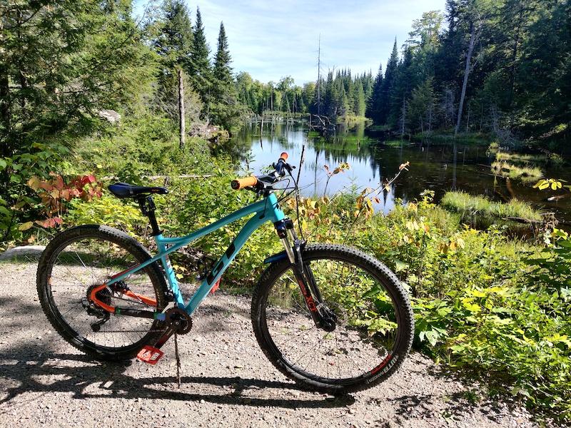 Mountain Biking Bliss Awaits: Why the GT Laguna Pro 27.5 is the Ideal Women