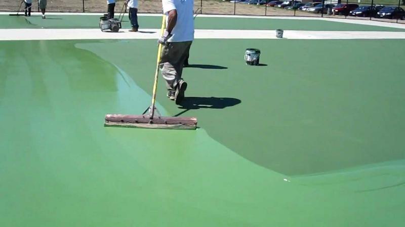 Need A Clean Tennis Court Fast: Use This Genius Tennis Court Squeegee Roller Trick