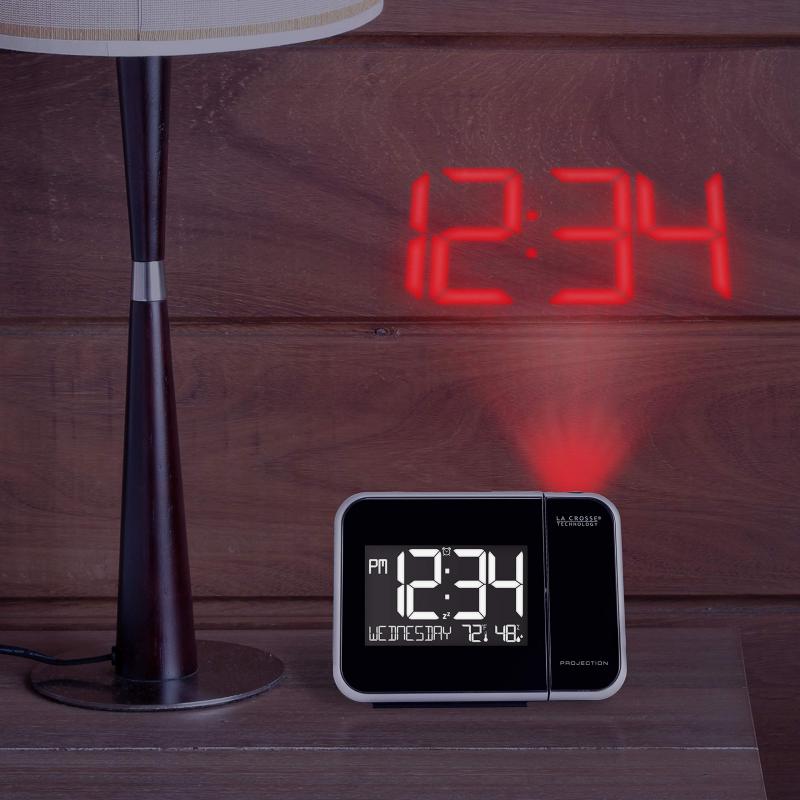 Need a Jumbo or Projection Alarm Clock This Year. Here’s What to Consider