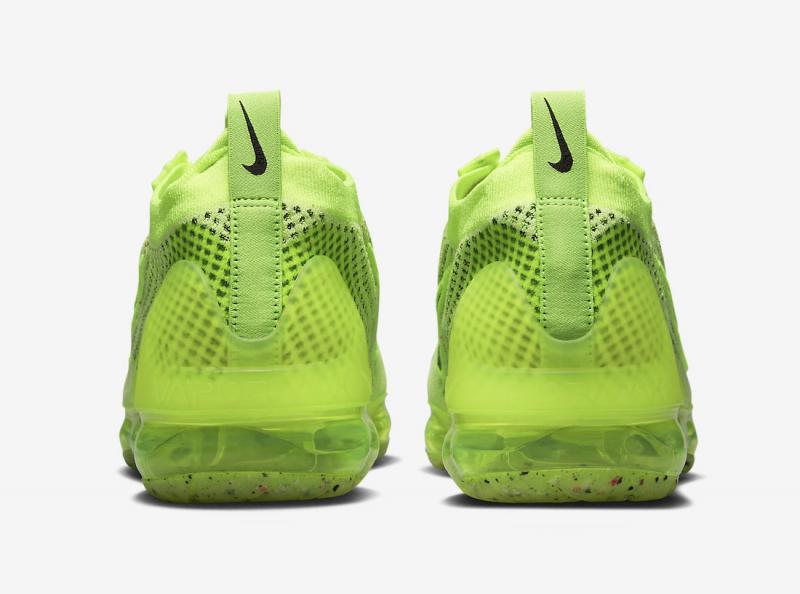 Need a Perfect Running Shoe in 2023. The Nike Air VaporMax Flyknit Has Everything You Want