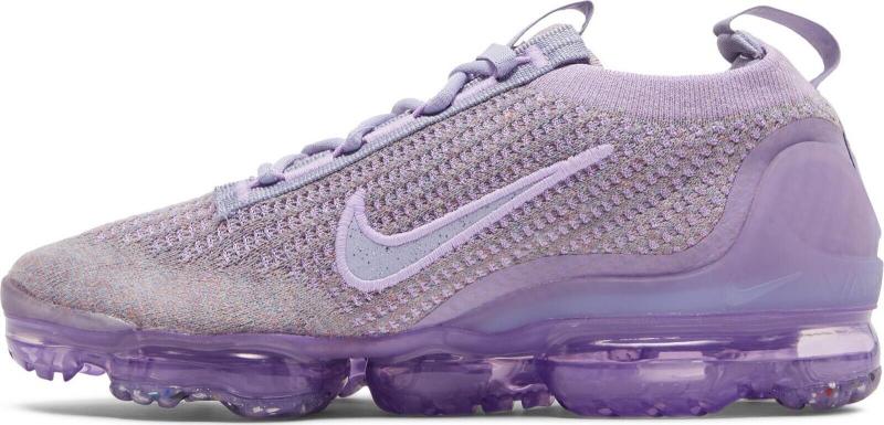 Need a Perfect Running Shoe in 2023. The Nike Air VaporMax Flyknit Has Everything You Want