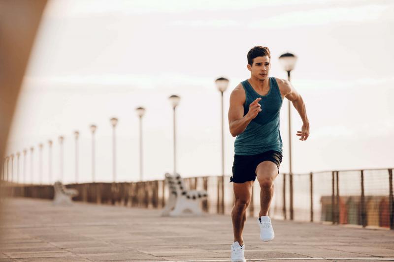 Need A Running Makeover This Year. Discover The Best Mens Running Gear Now