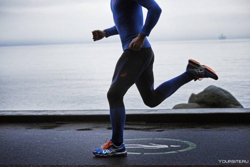 Need A Running Makeover This Year. Discover The Best Mens Running Gear Now