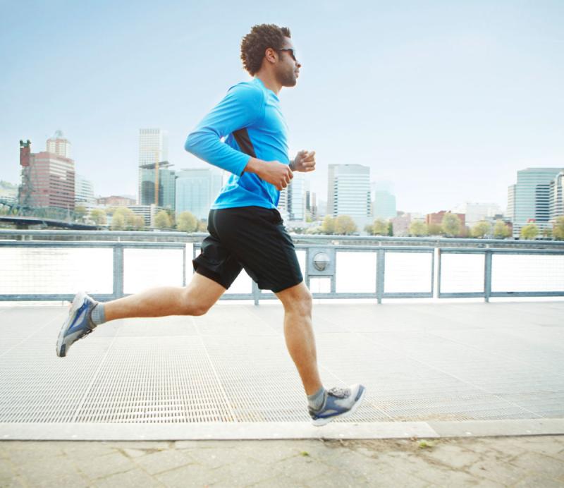 Need A Running Makeover This Year. Discover The Best Mens Running Gear Now