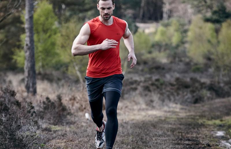 Need A Running Makeover This Year. Discover The Best Mens Running Gear Now