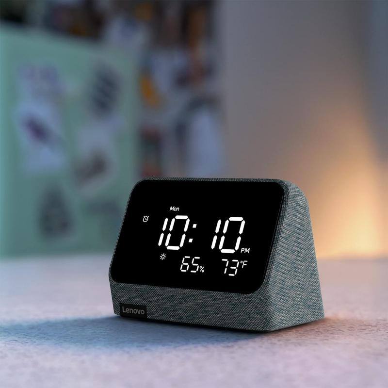 Need A Stylish Yet Tiny Bedroom Alarm Clock. Discover The Best Extremely Compact 2 Inch Digital Clocks