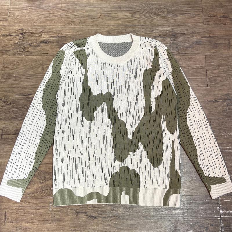 Need an Effective Camouflage Sweater for Hunting This Season. Here