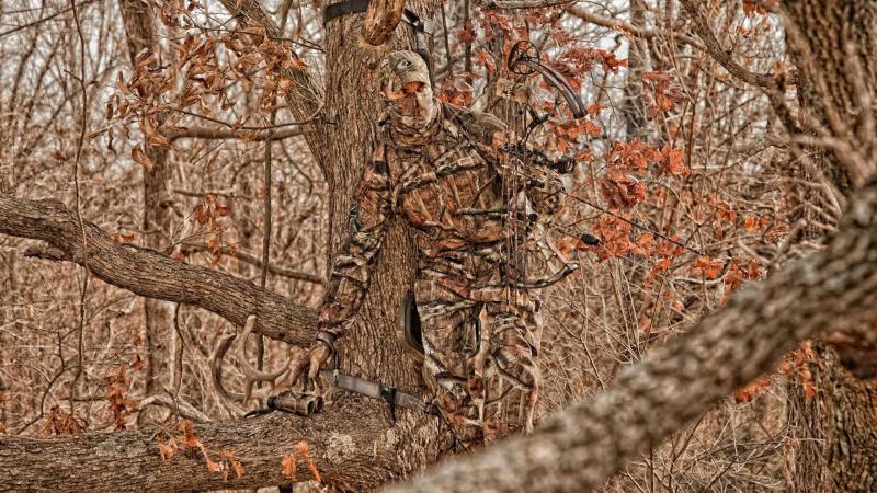 Need an Effective Camouflage Sweater for Hunting This Season. Here