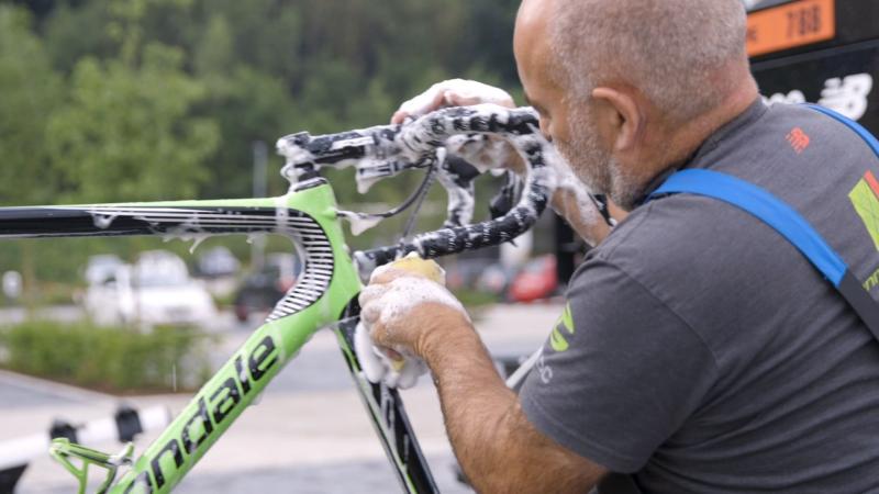 Need Bicycle Repairs Fast: 15 Quick Ways to Get Your Sports Bike Fixed Today