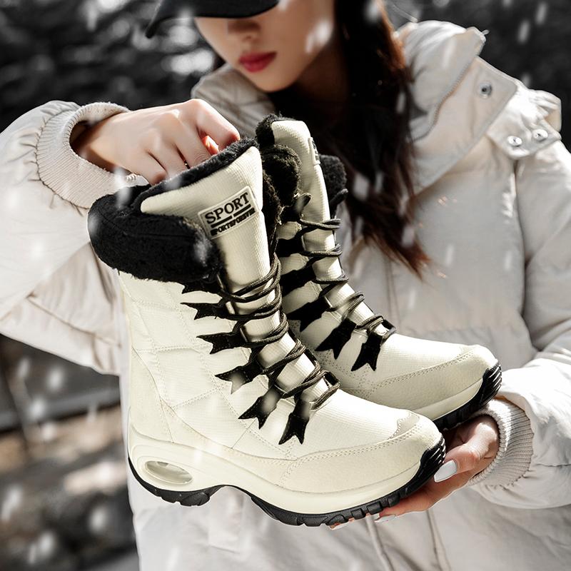 Need Ideal Footwear This Winter. Discover the Best Women