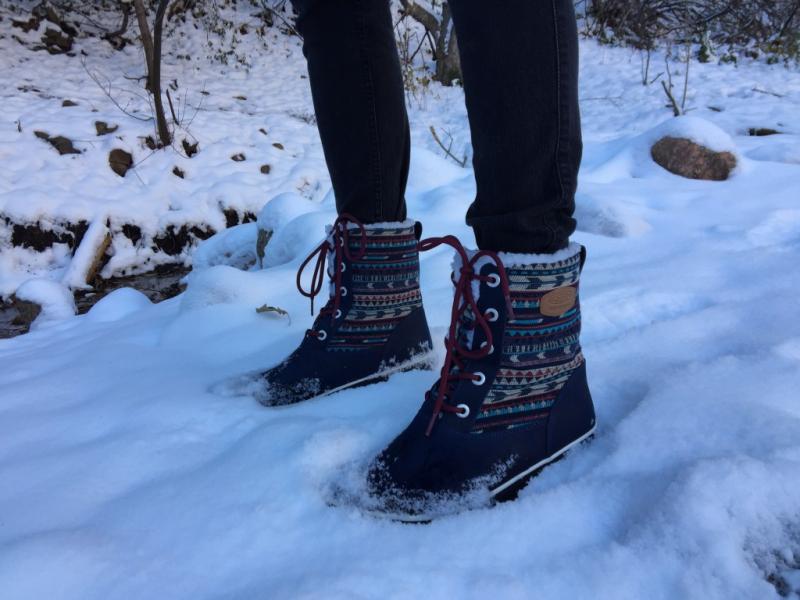 Need Ideal Footwear This Winter. Discover the Best Women