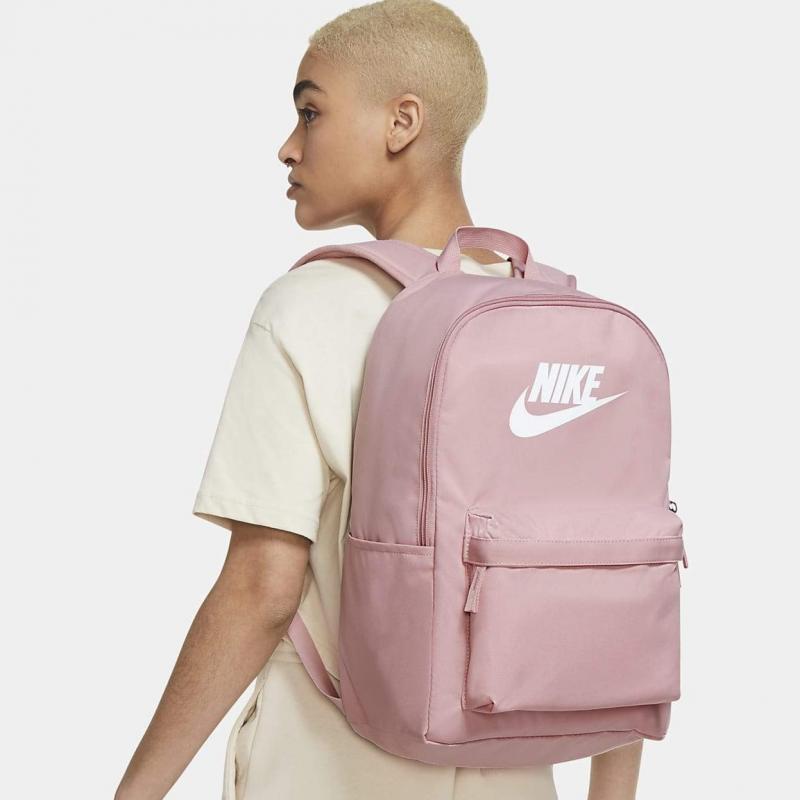 Need More Space in Your Bag for Gear. Try These Extra Large Nike Backpacks