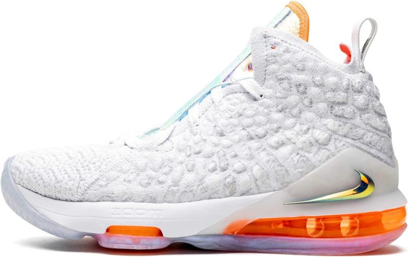 Need New Basketball Shoes This Season. Discover The Top Features Of The Lebron 17 Low