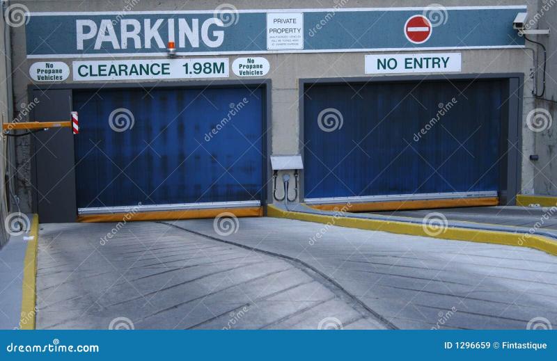 Need Safe Long-Term Parking At LAX. Find Out Why You Should Rent A Garage Ramp Instead