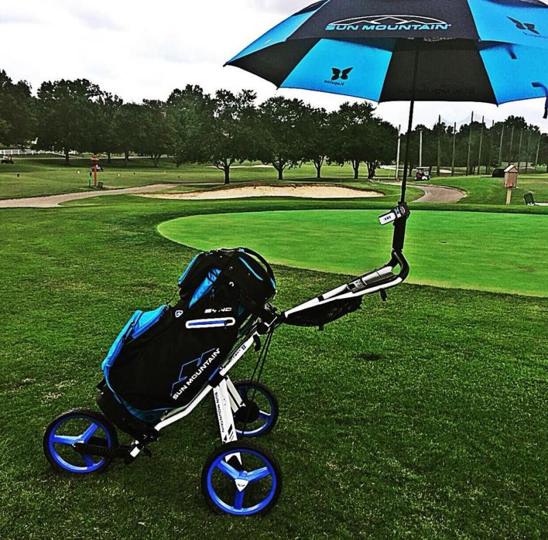 Need Shade on the Green. : 15 Must-Have Golf Cart Umbrella Holders