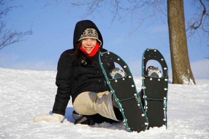 Need Snowshoes This Winter. : The 15 Best Adult Snowshoes You Can Buy Right Now