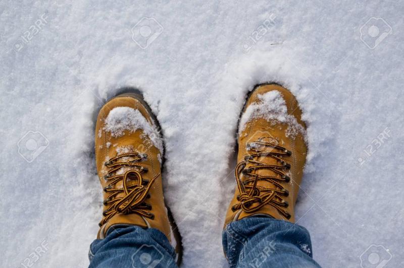 Need Snowshoes This Winter. : The 15 Best Adult Snowshoes You Can Buy Right Now