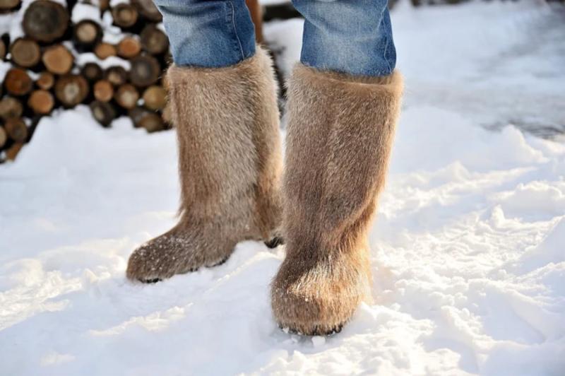 Need Tall Snow Boots This Winter. See Top 15 Models For Maximum Warmth & Style