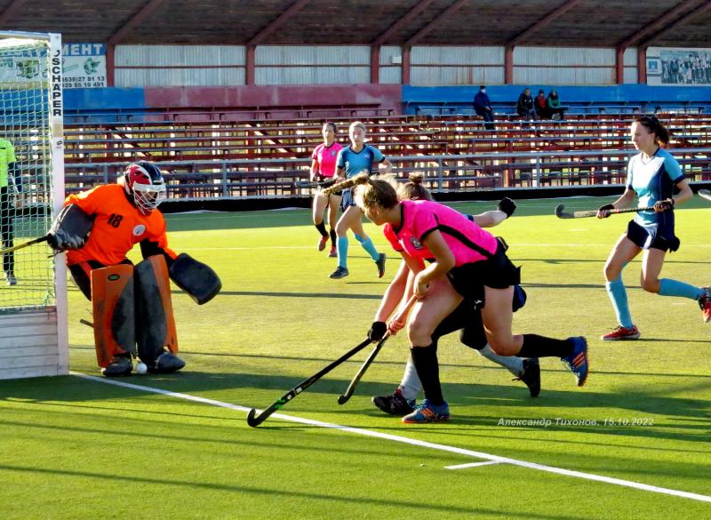 Need the Best Field Hockey Gear This Season. Find the Perfect Bags Here